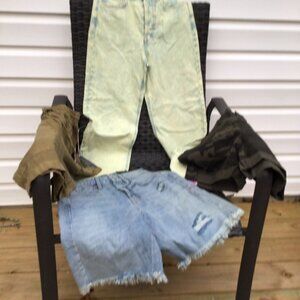 4 Pc Lot Wild Fable Jeans, Wild Fable Shorts/ Santuary Shorts / Universal Thread